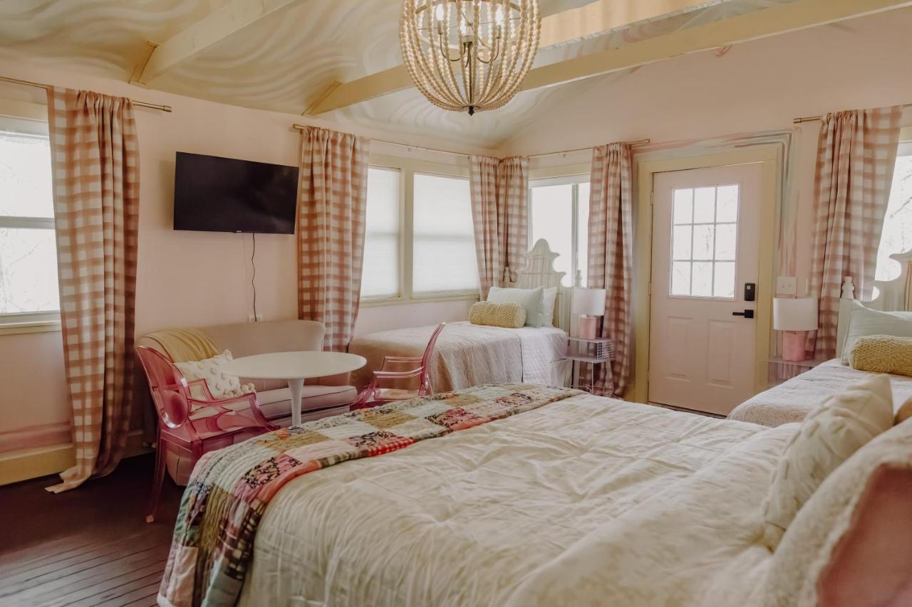 Camp Swann Hotell Tracy City Rum bild