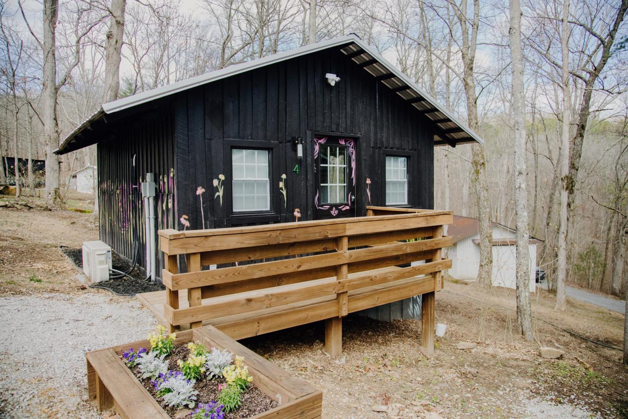 Camp Swann Hotell Tracy City Rum bild